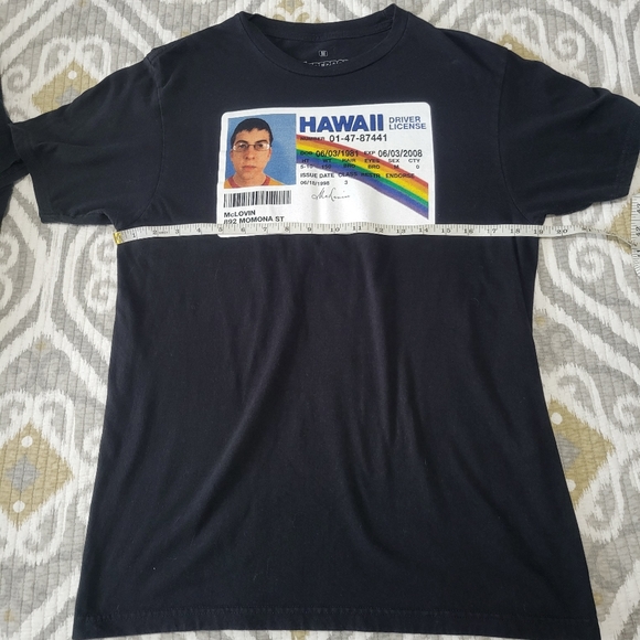 2/$25 Superbad McLovin Fake ID TShirt M EUC - Picture 4 of 6
